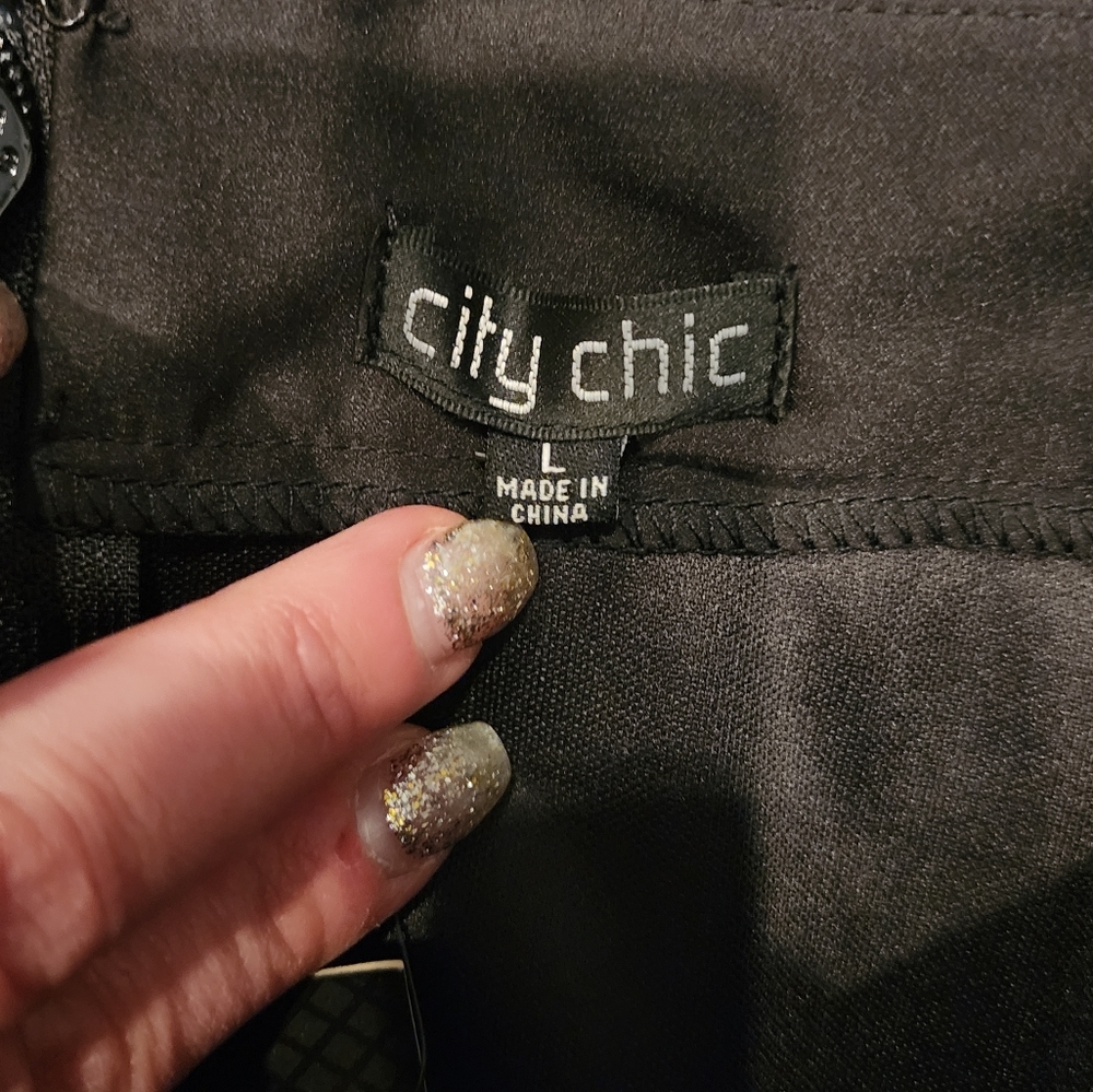 NWT City Chic Black Satin Midi A-Line Pleat Skirt Size 20 - Picture 6 of 15